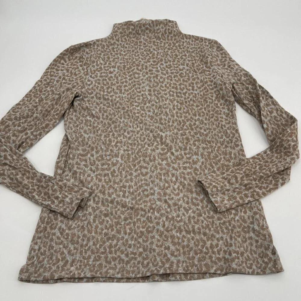 BeachLunchLounge Sweater XS Womens Animal Print Mock Neck Long Sleeves Thin Knit